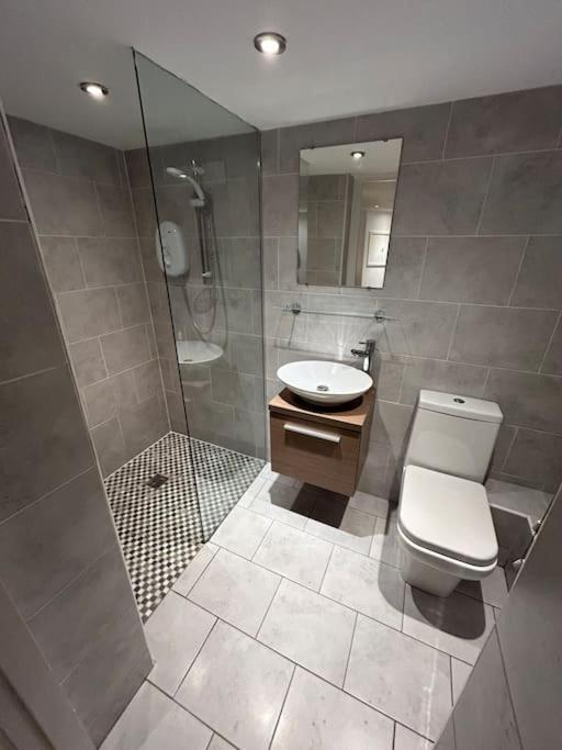 ווילמסלו Spacious Central 2Bed Apartment מראה חיצוני תמונה