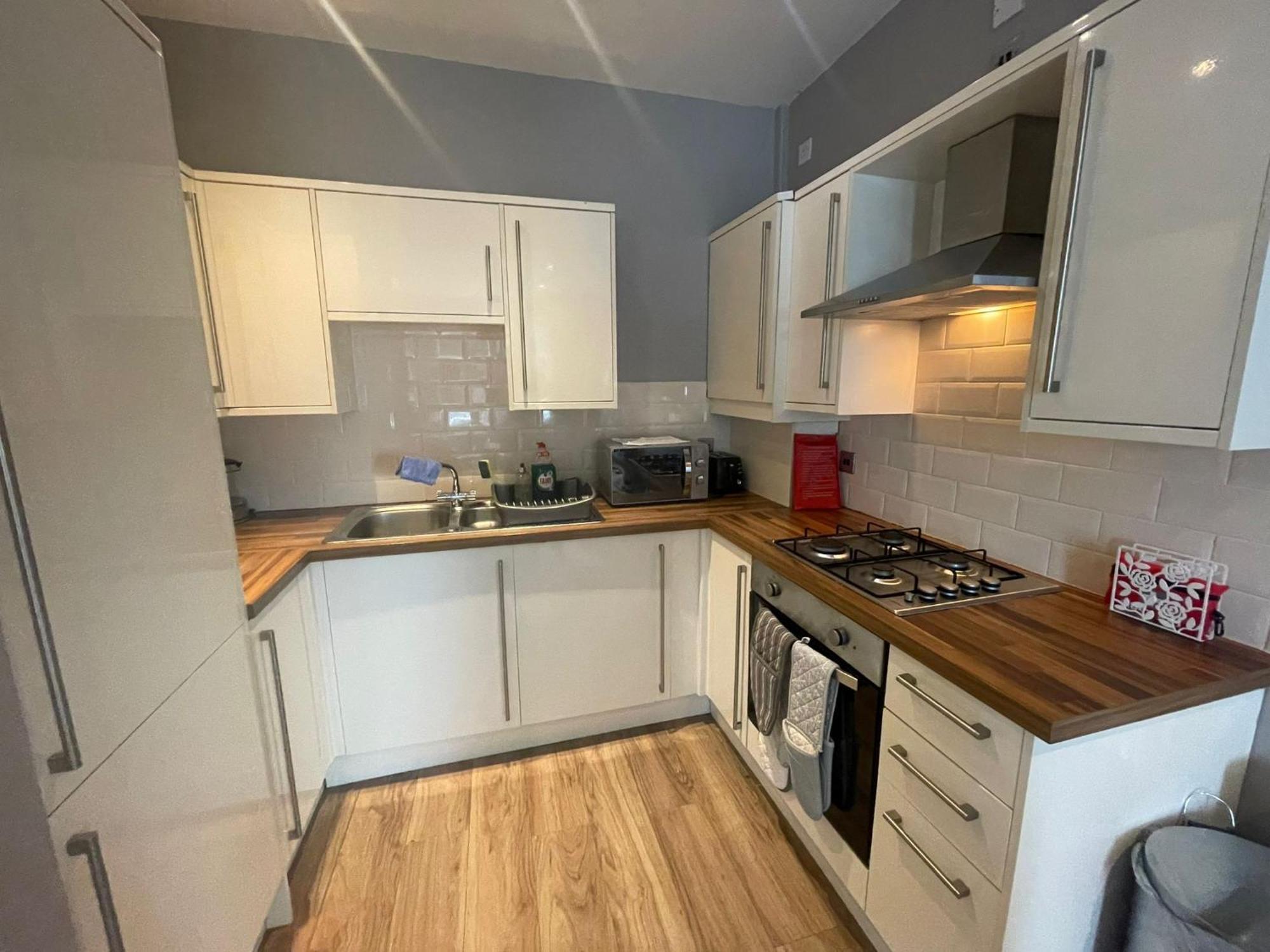ווילמסלו Spacious Central 2Bed Apartment מראה חיצוני תמונה
